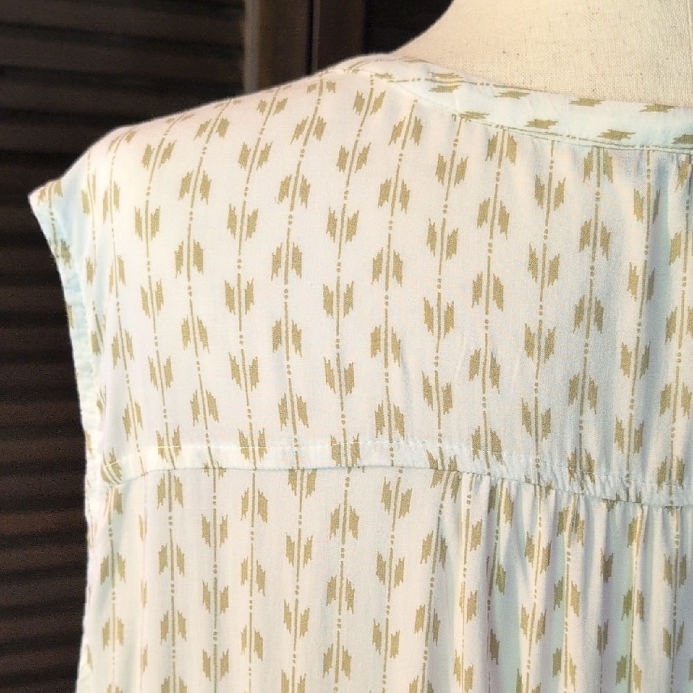 EDDIE BAUER Sunrise Sleeveless Popover Batik Blouse - Picture 8 of 13
